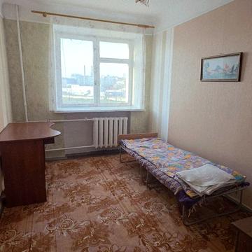 Гімназійна набережна вул. (Червоношкільна набережна), 26
