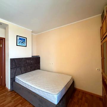 Дніпровська набережна вул., 19-В