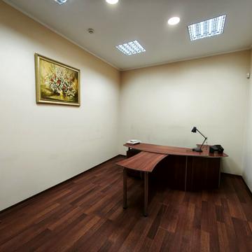 Олександра Духновича вул., 15