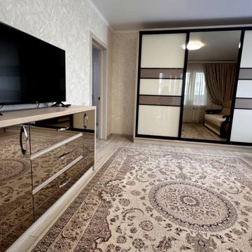 Владислава Бувалкіна вул. (Бочарова Генерала), 65