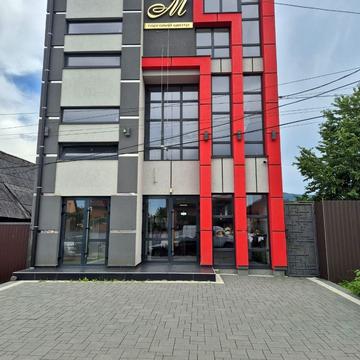 Незалежності вул., 139