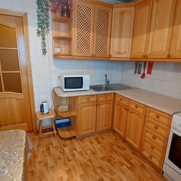 Ревуцького вул., 44-Б
