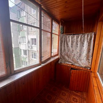 Василя Симоненка вул., 26