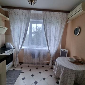 Панаса Мирного вул., 11