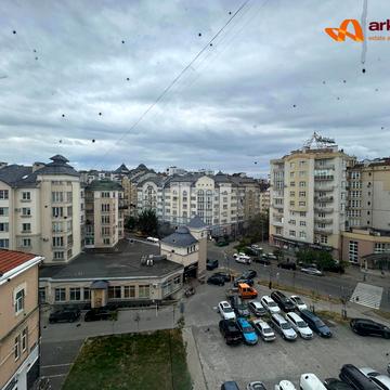 Пилипа Орлика вул., 7-А