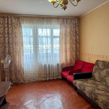 Всіхсвятська вул. (50 років СРСР), 6