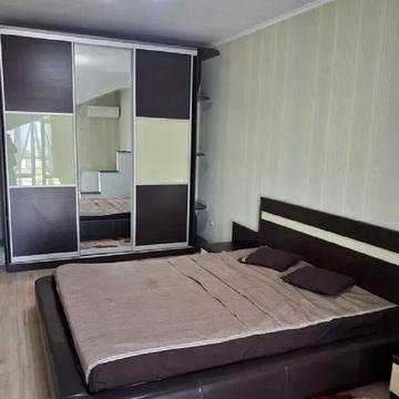 Степана Бандери вул., 37