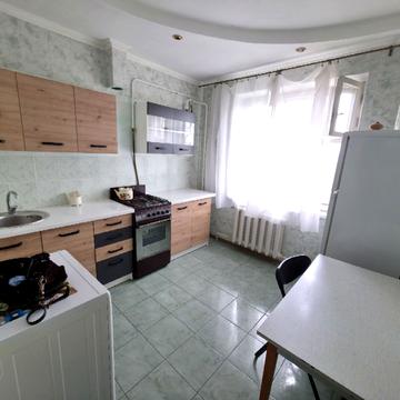 Мануйлівський просп. (Воронцова), 8