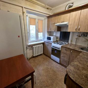 Олександра Поля просп. (Кірова), 92-Г