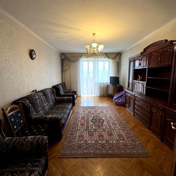 Володимира Івасюка просп. (Героїв Сталінграду), 16-Д