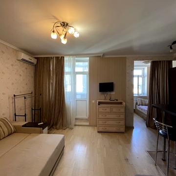 Петра Калнишевського вул. (Михайла Майорова), 7