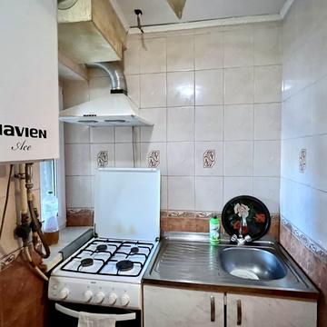 Заньковецької вул., 14