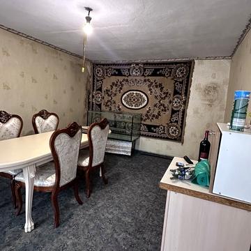 Центральна вул., 121