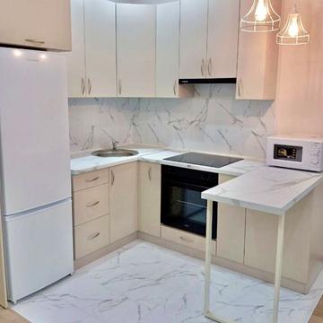 Кадетський Гай вул., 10