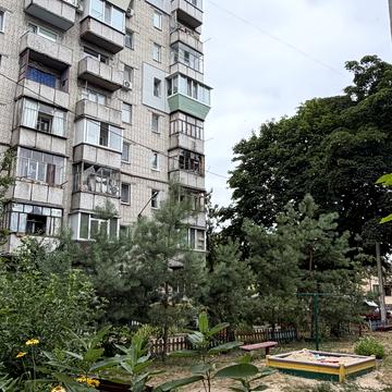 Різдвяна вул., 69