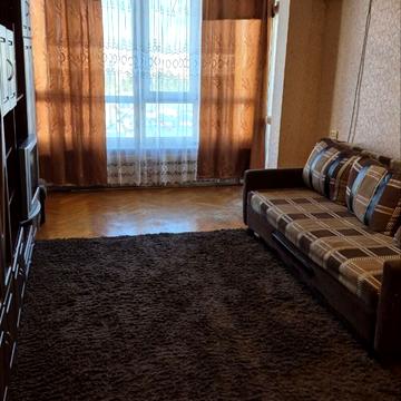 Оболонський просп., 51/30