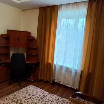 Петра Франка вул., 10а