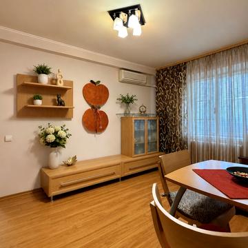 Оболонський просп., 7-Б
