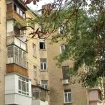 Зоологічна вул., 8