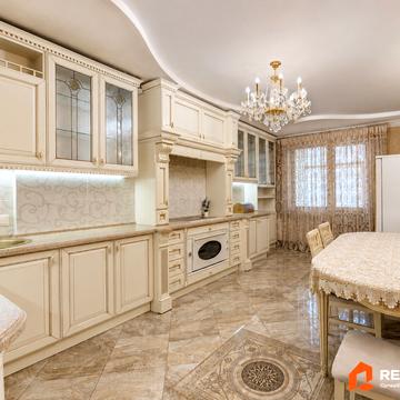 Чоколівський бульв., 42-А