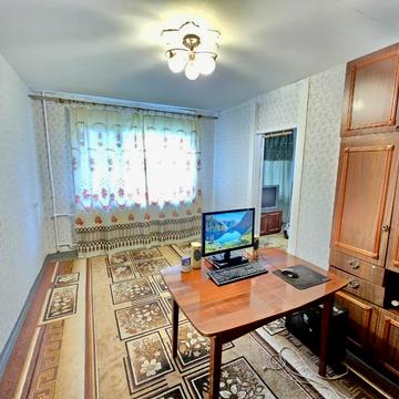 Петра Калнишевського просп. (Косіора), 52