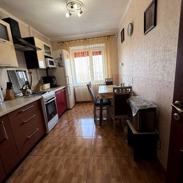 Киргизька вул., 3