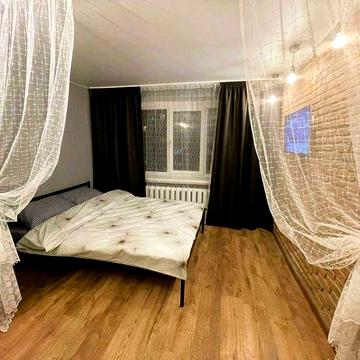 Олени Теліги вул., 51