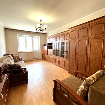 Миколи Закревського вул., 57