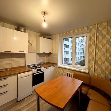 Святослава Ріхтера вул. (Щорса), 125