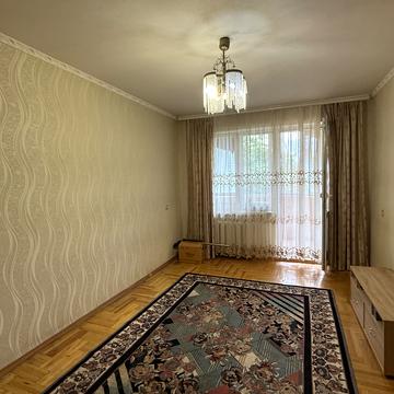 Озерна вул., 10