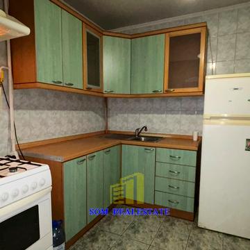 Зодчих вул., 44