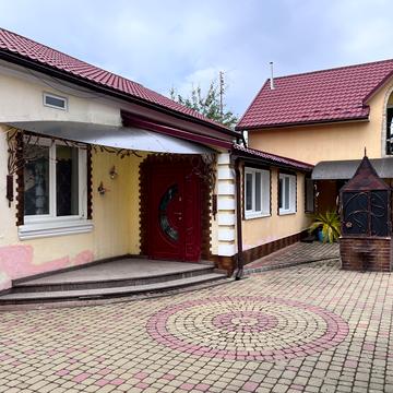 Шевченка, 25