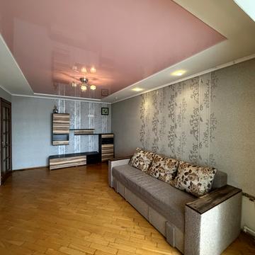Молоді просп., 1
