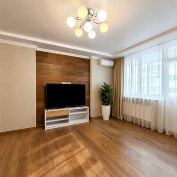 Юлії Здановської вул. (Ломоносова), 48