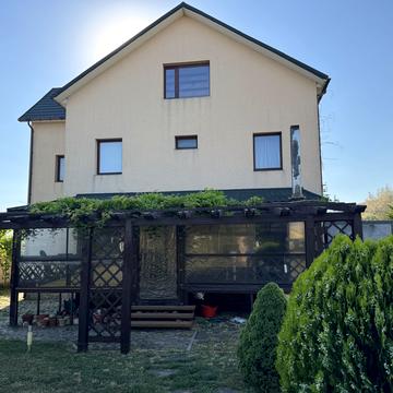 Атаманюка вул., 33