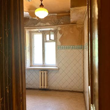 Варненська вул., 19/1