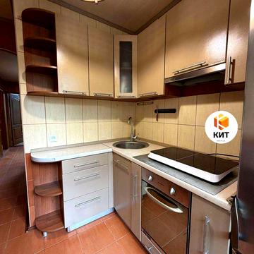 Тракторобудівників просп., 87б