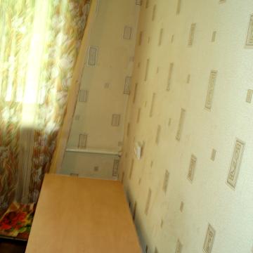 Будівельників вул., 4