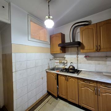 Краснова вул., 17