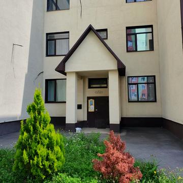 Кричевського вул., 42