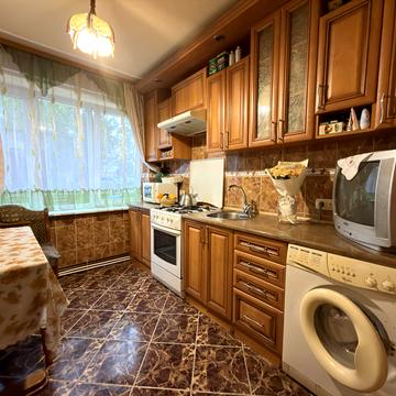 Наукова вул., 62