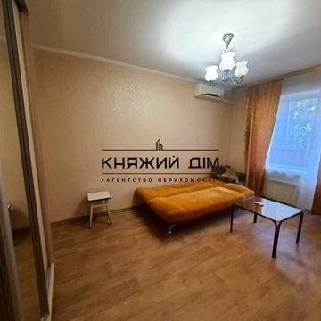 Червоної Калини просп. (Володимира Маяковського), 4-А
