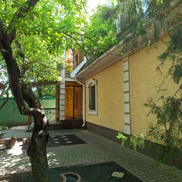 Сосюри вул., 54