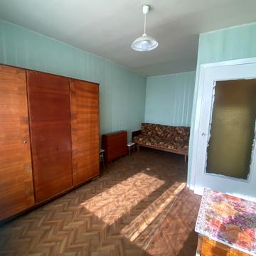 Зодчих вул., 64