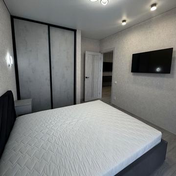 Тадея Рильського бульв., 5
