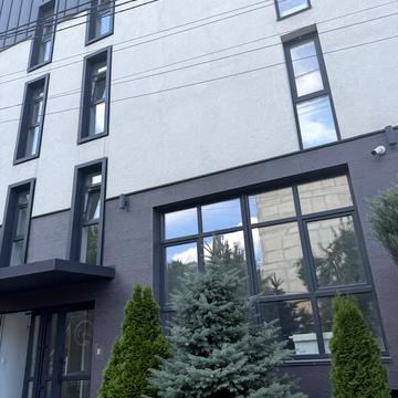 Черняховського вул., 19/9