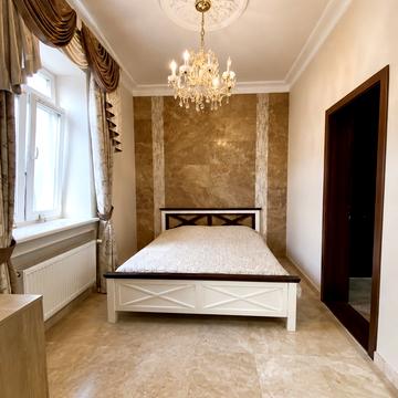 Василя Стефаника вул. (Гаршина), 16
