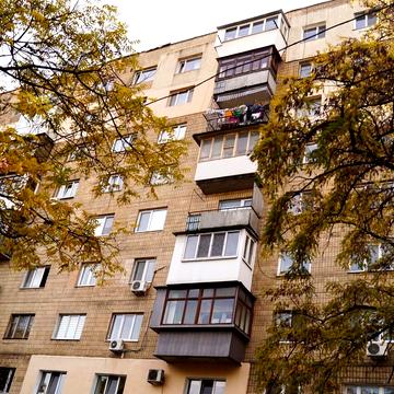 Базарна вул., 51/53