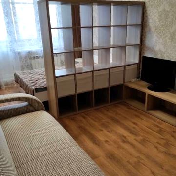 Леся Мартовича вул., 9