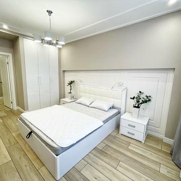 Каховська вул., 56